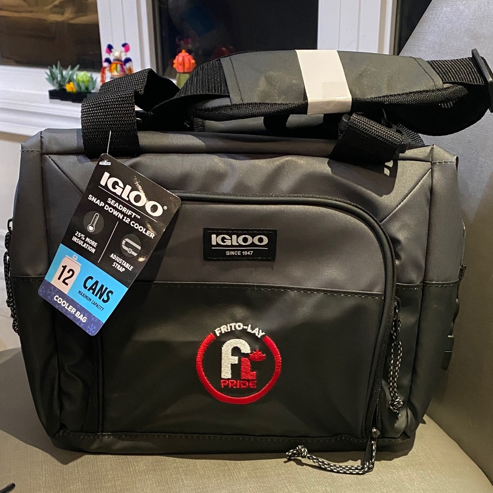 Igloo Gray Seadrift Snap Down 12 Cooler Bag